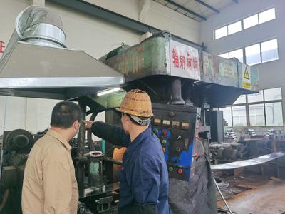 現(xiàn)場檢查測厚儀運行情況與信息系統(tǒng)運行維護服務的重要性